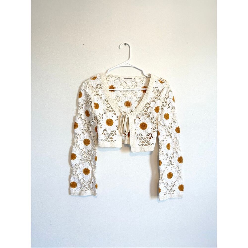 Moon & Madison Crochet Floral Cardigan
